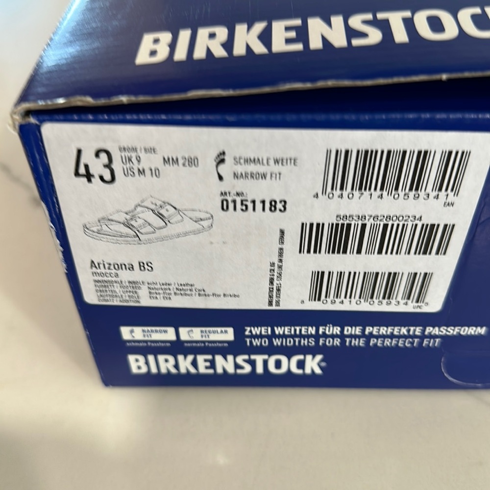 Men’s Birkenstock Arizona sandals in Mocha, size 43 (US10)